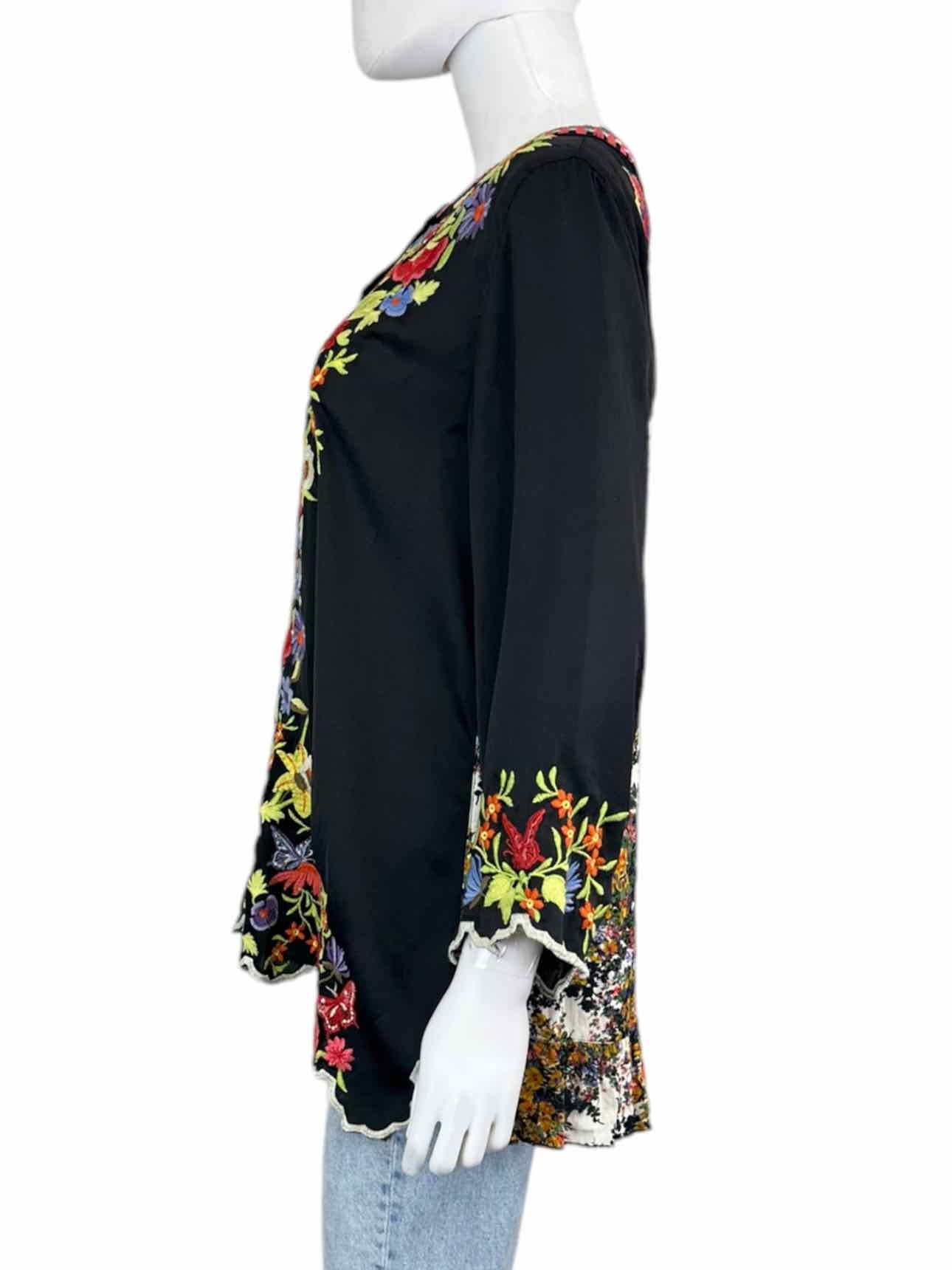 JOHN MARK Floral Embroidered Black Blouse Size M