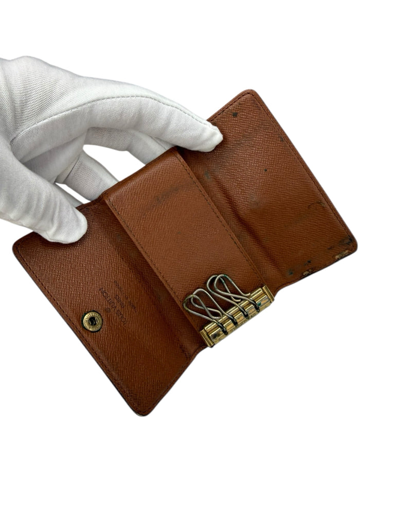 Louis Vuitton Vintage 4 Ring Keyholder
