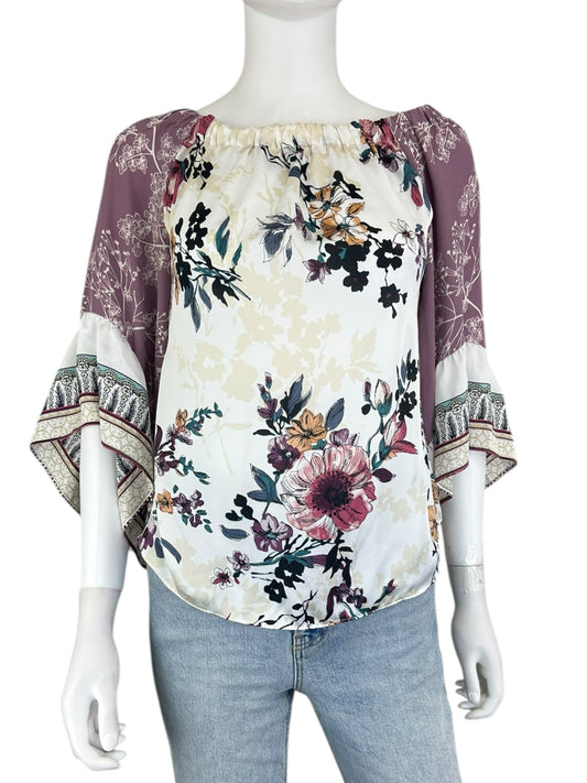 White House Black Market Size Floral Off The Shoulder Blouse Size XS