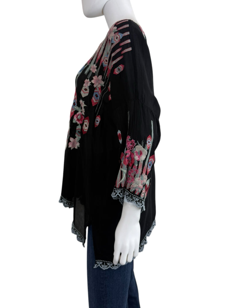 Johnny Was Black Floral Embroidered Wendy Tunic Size xxl