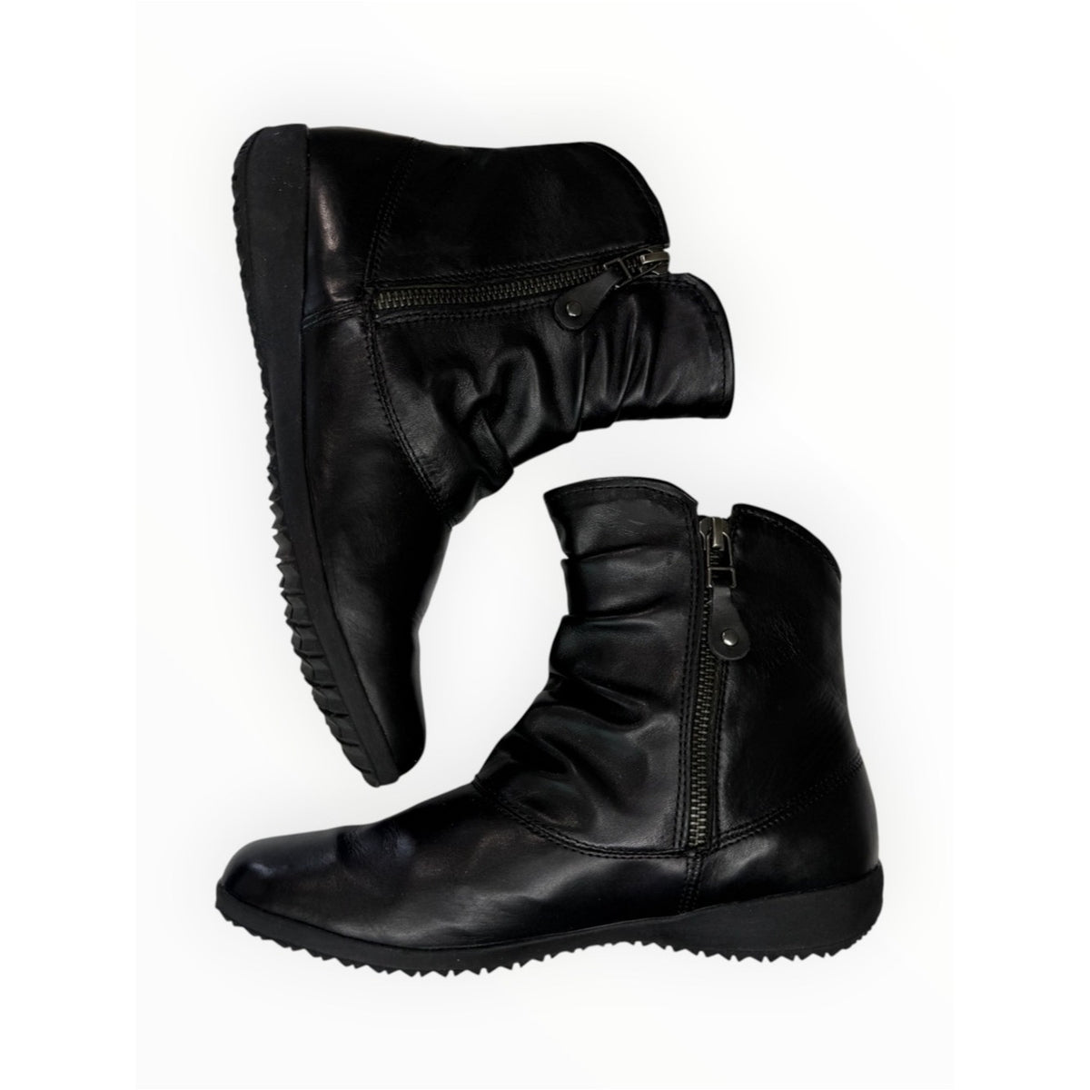 Josef Seibel NWOT Black Leather Naly 24 Booties Size 37