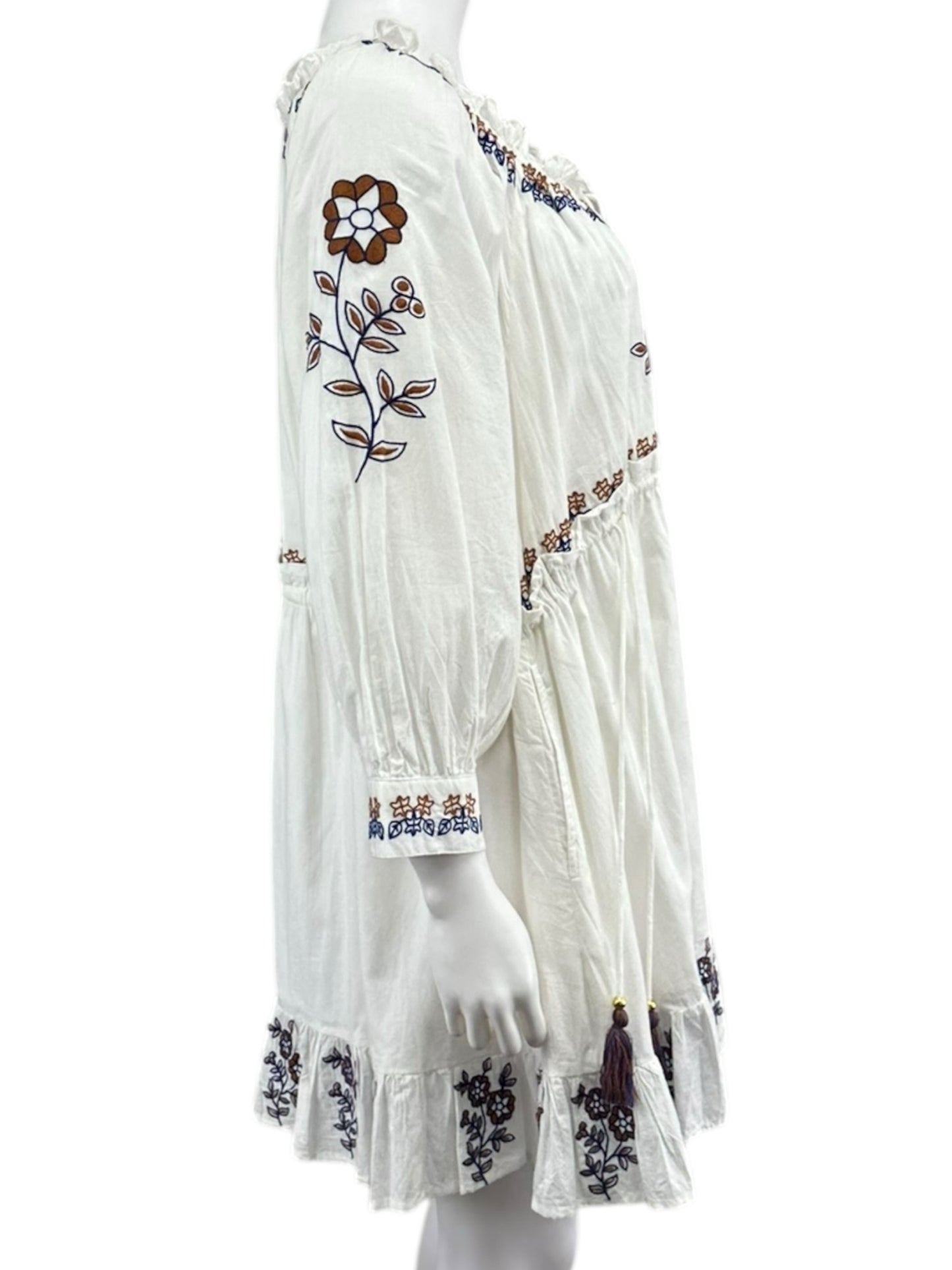 Mahila NWT White Embroidered Felicity Dress Size M