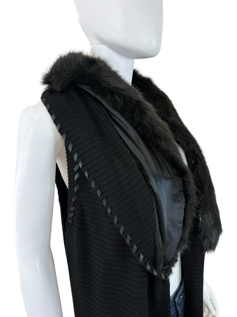 White House Black Market Vest Size M