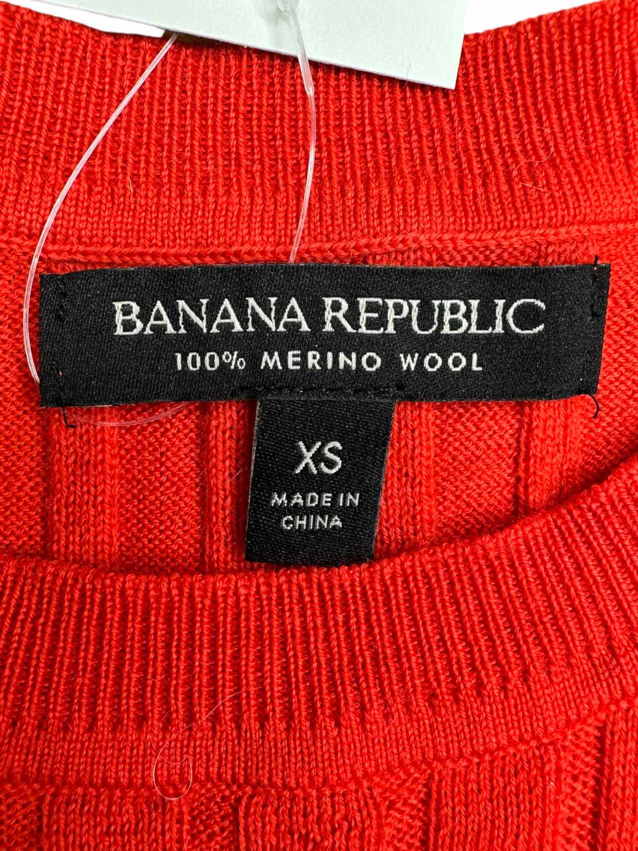 BANANA REPUBLIC 100% Merino Wool Red Sweater Size S