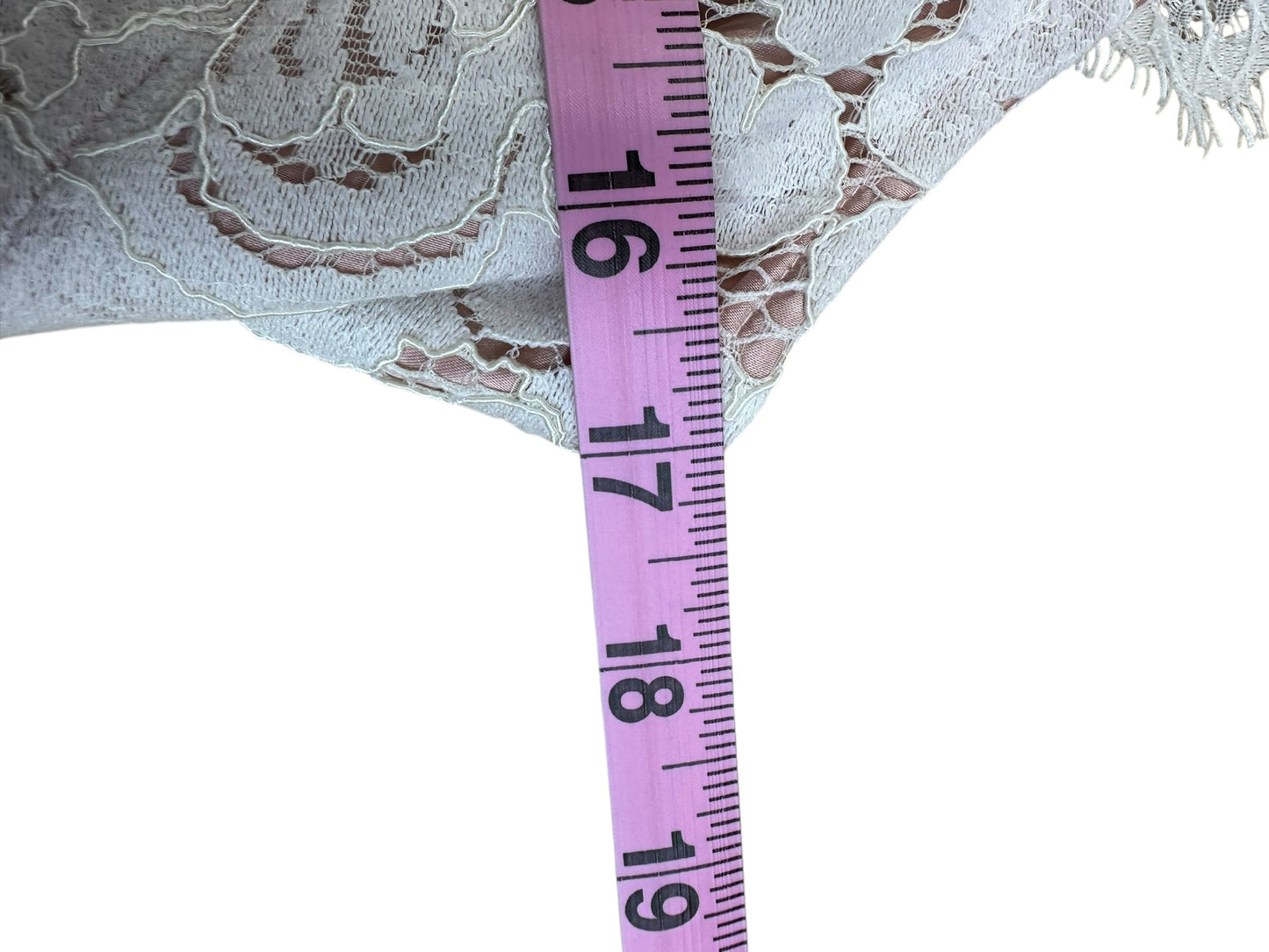 VINCE CAMUTO White Lace Mini Dress Size 6