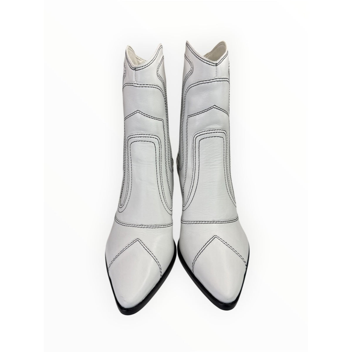 Matisse NWOT White Leather Contrast Stitch Aries Western Boot Size 7