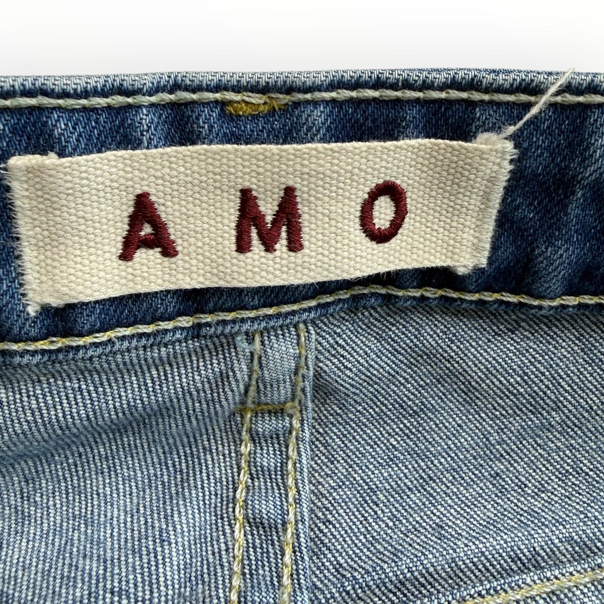 AMO Babe High Rise Slim Straight Jeans Thrifted W/ Destroy Blue Size 26
