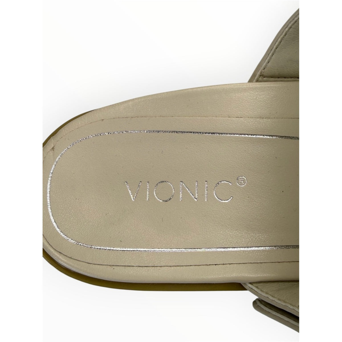 VIONIC NWOT Cream Leather Julep Sandal Size 8