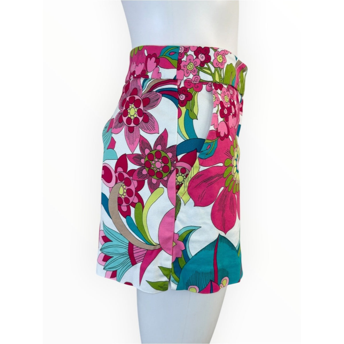 Trina Turk Corbin 2 Floral-Print Shorts Size M
