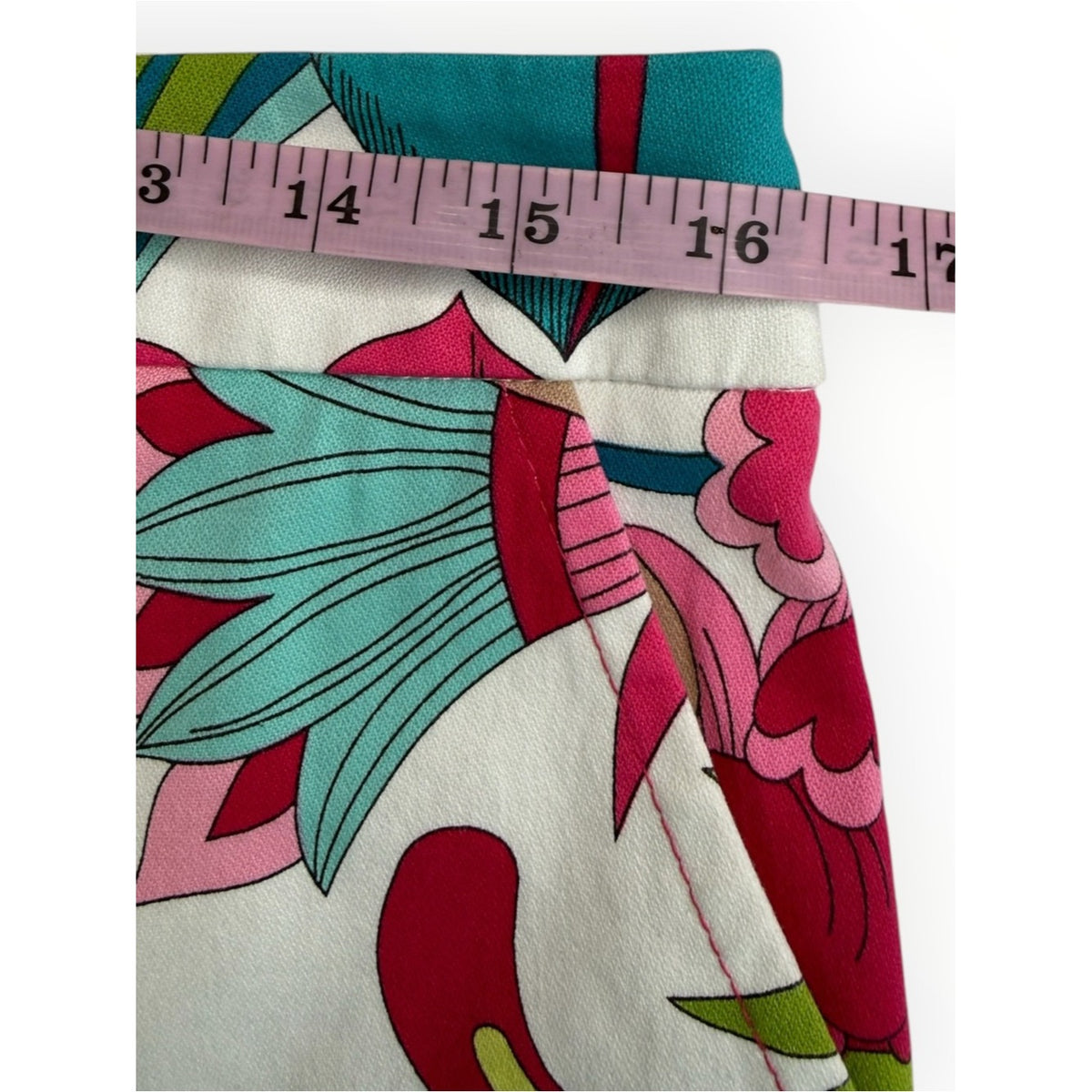 Trina Turk Corbin 2 Floral-Print Shorts Size M