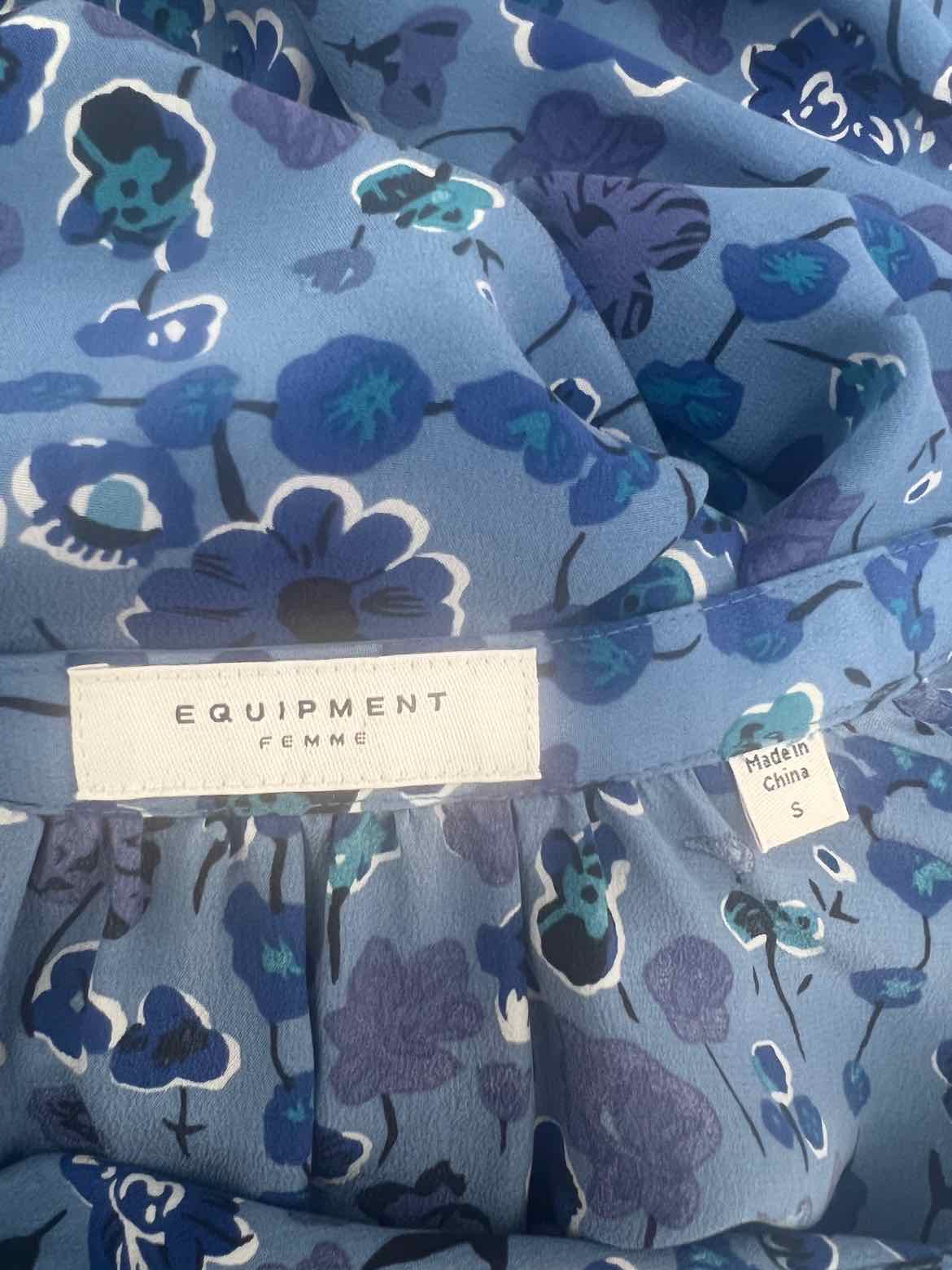 Equipment Blue Silk Floral Print Button Down Size S