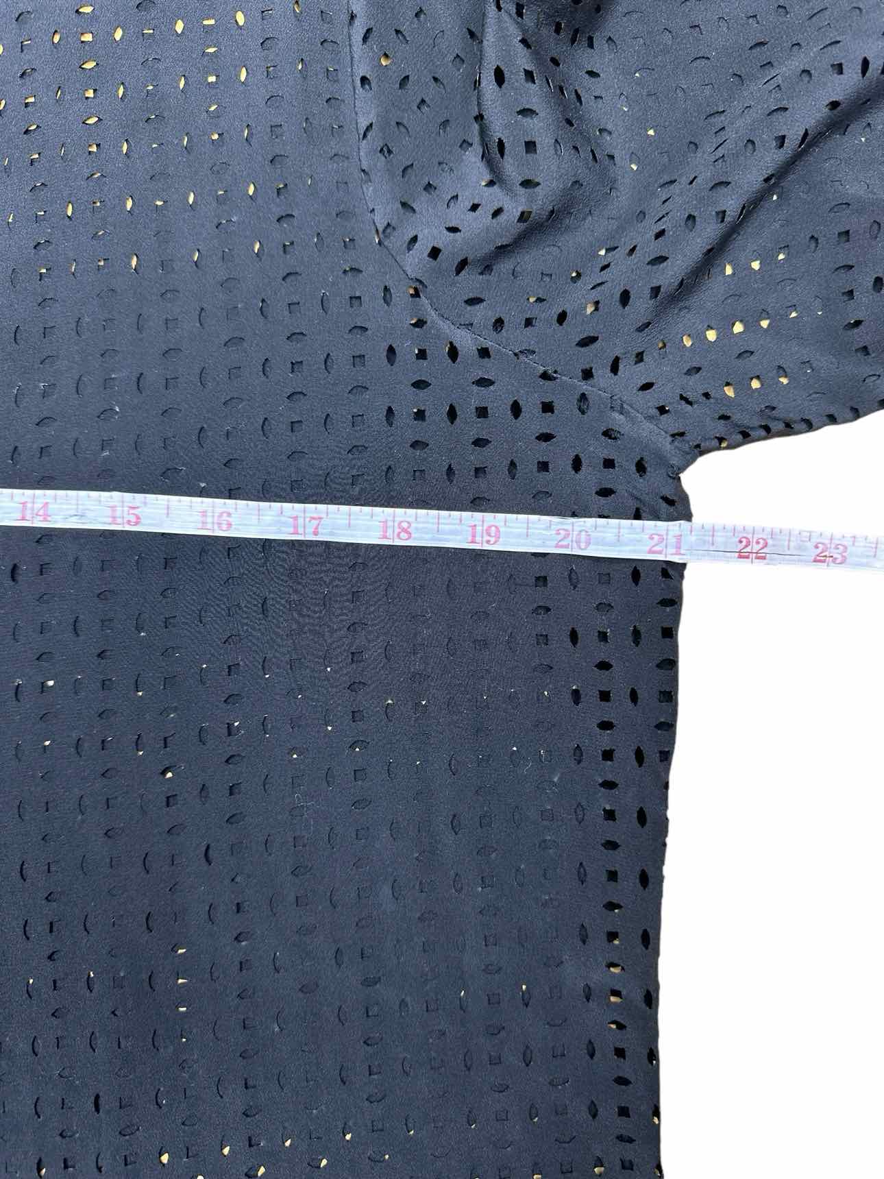 ecru Black 100% Silk Laser Cut Button-down Size M